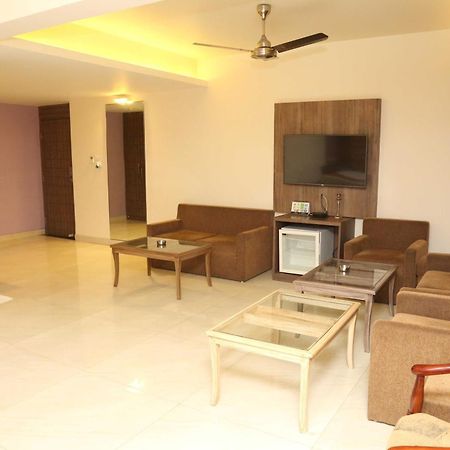 Palette Hotel Nisarga By Sunday Bhopal Ngoại thất bức ảnh