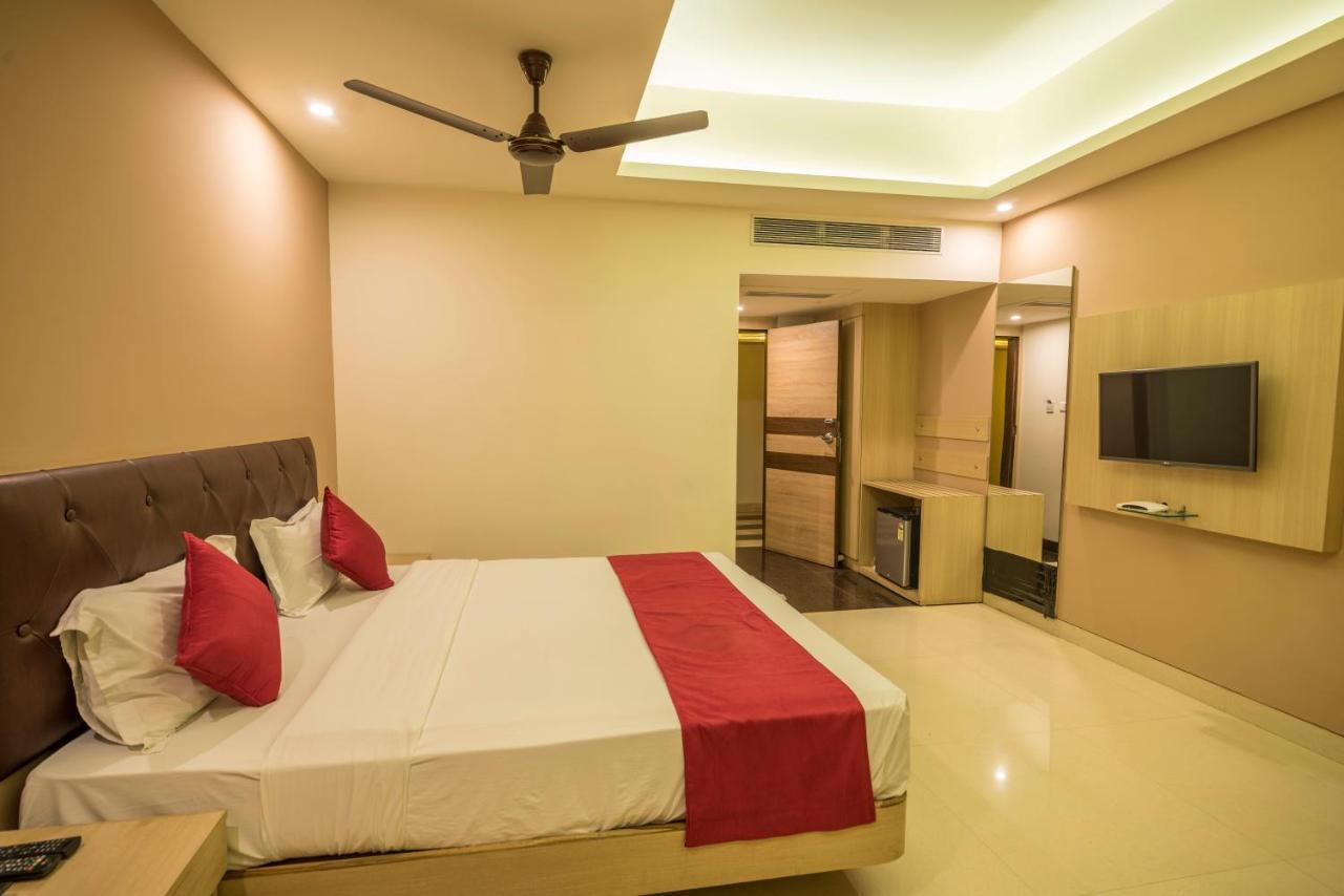 Palette Hotel Nisarga By Sunday Bhopal Ngoại thất bức ảnh