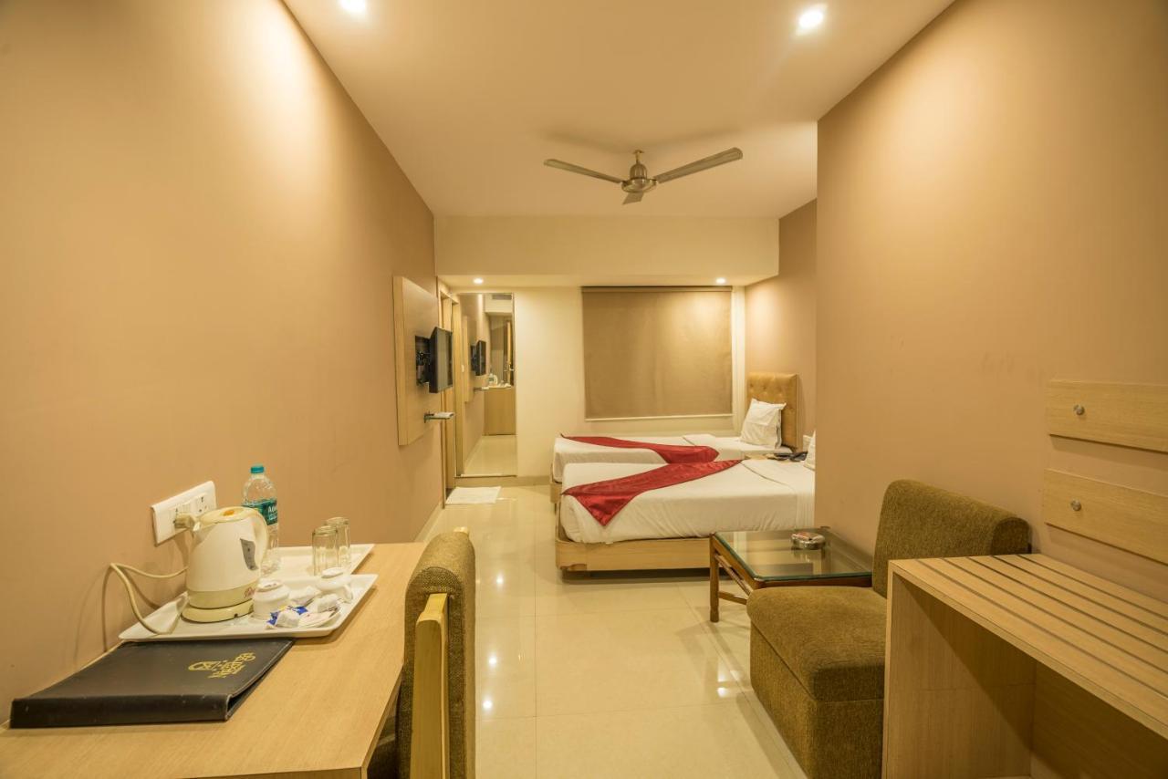 Palette Hotel Nisarga By Sunday Bhopal Ngoại thất bức ảnh