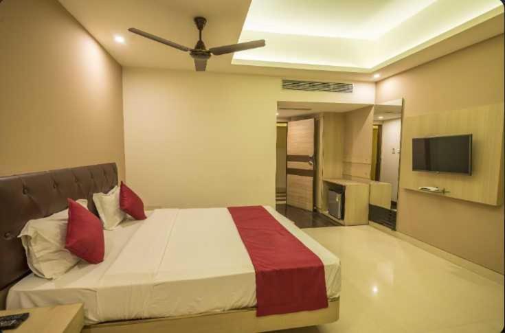 Palette Hotel Nisarga By Sunday Bhopal Ngoại thất bức ảnh
