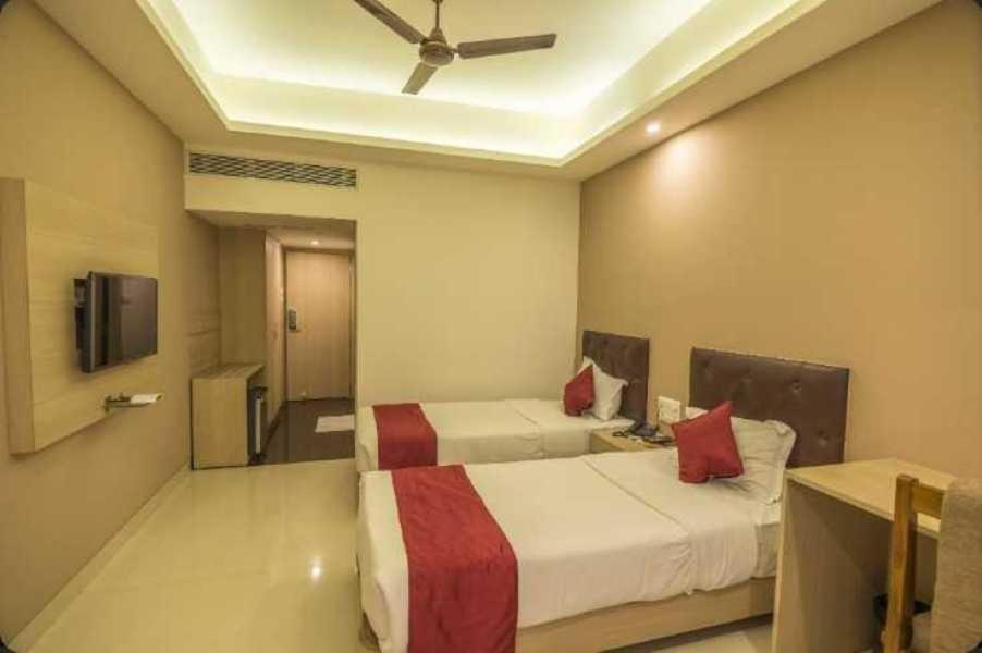 Palette Hotel Nisarga By Sunday Bhopal Ngoại thất bức ảnh