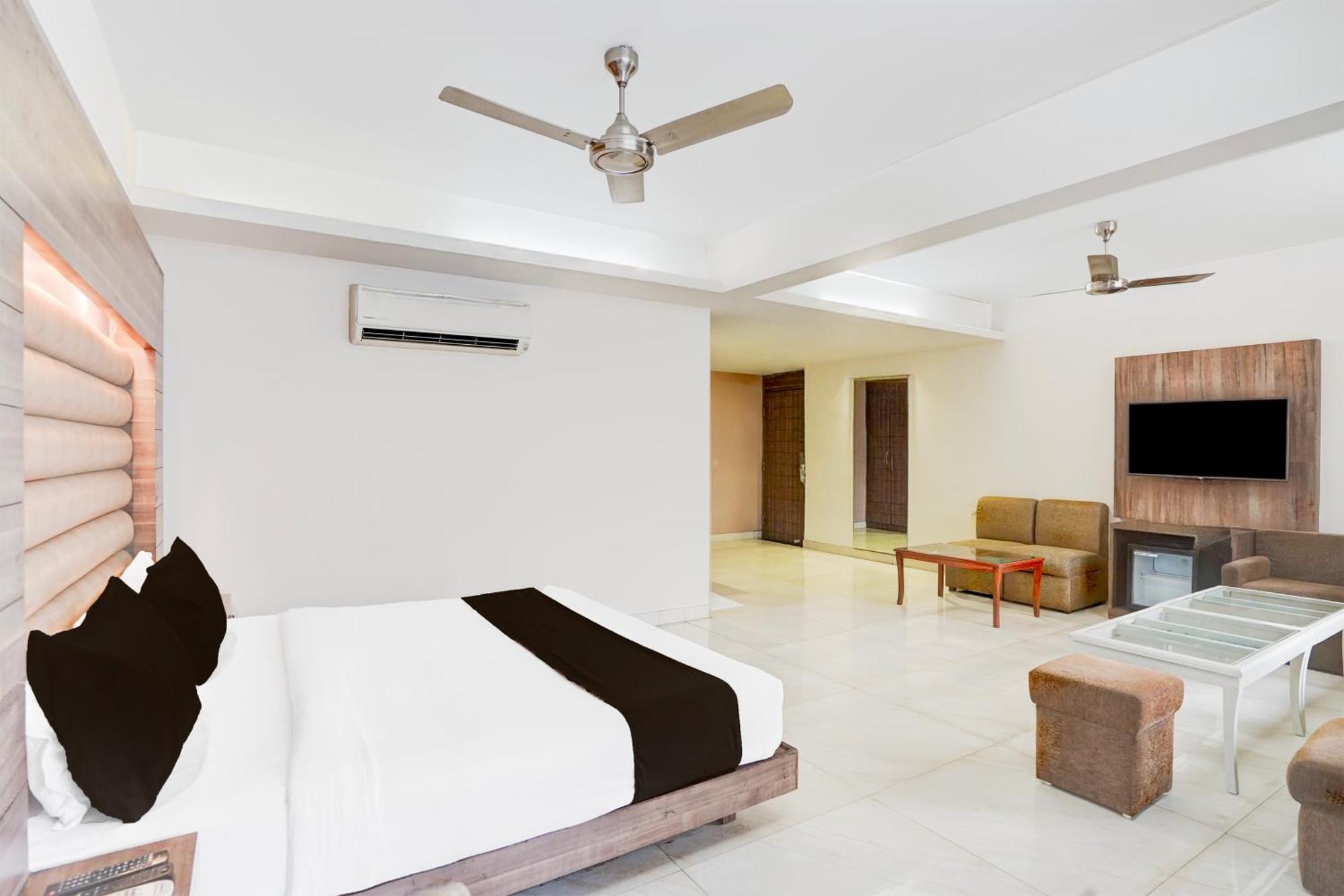 Palette Hotel Nisarga By Sunday Bhopal Ngoại thất bức ảnh